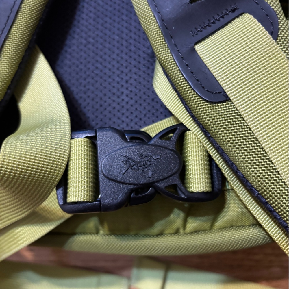 Arcteryx Miura 20 Hiking Camping Green Backpack - Picture 7 of 9
